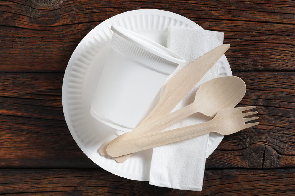 Sztućce WPC – czym są, z czego powstają i dlaczego zyskują popularność w gastronomii?