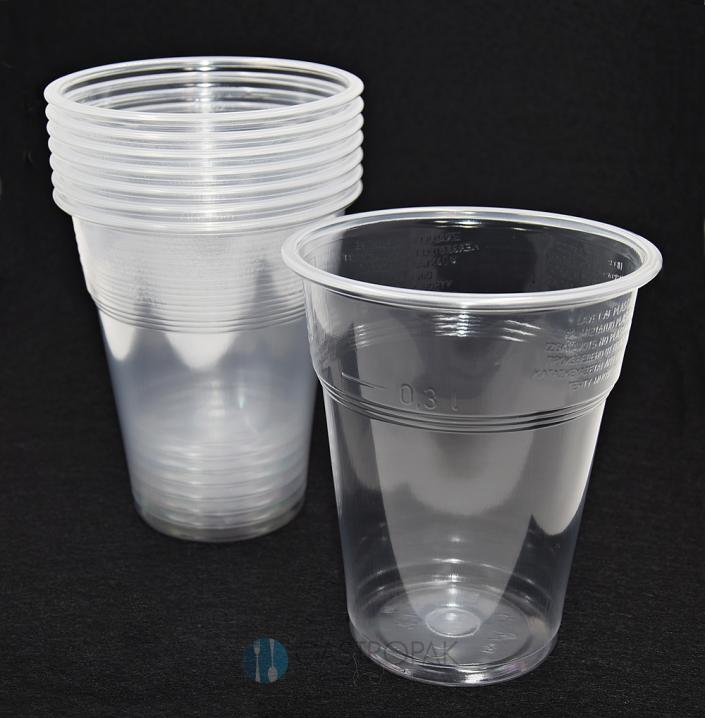 Kubki plastikowe przezroczyste – do smoothie, koktajli i napojów zimnych. Przewodnik po rozmiarach