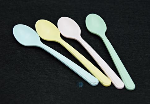 Łyżeczka do lodów multicolor 13 cm (50)